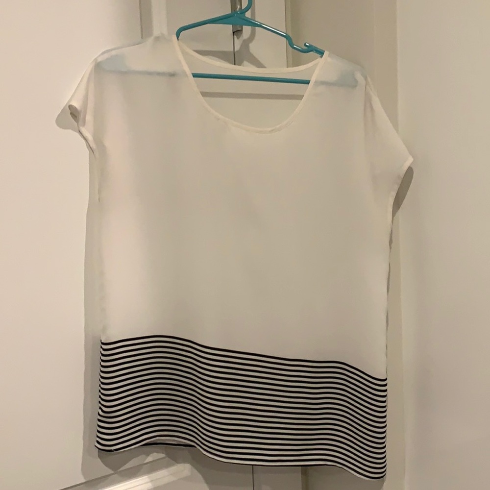 Limited blouse size M